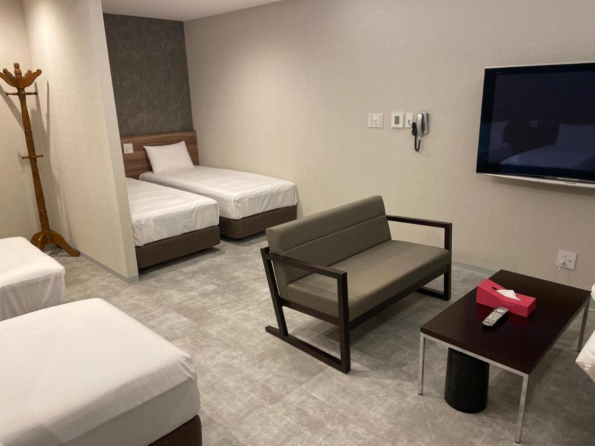 My Dearⅱ (Adults Only) Hotel Осака Екстериор снимка